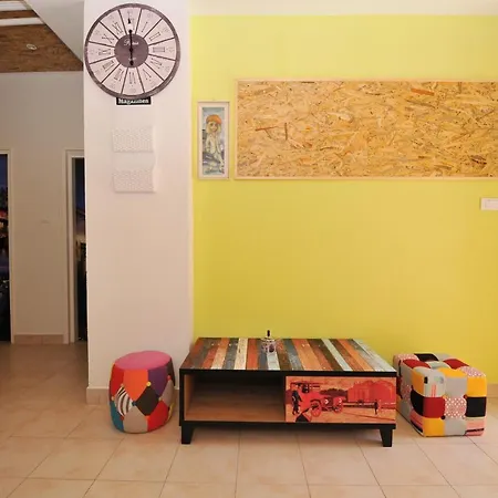 Auberge de jeunesse Oasis *